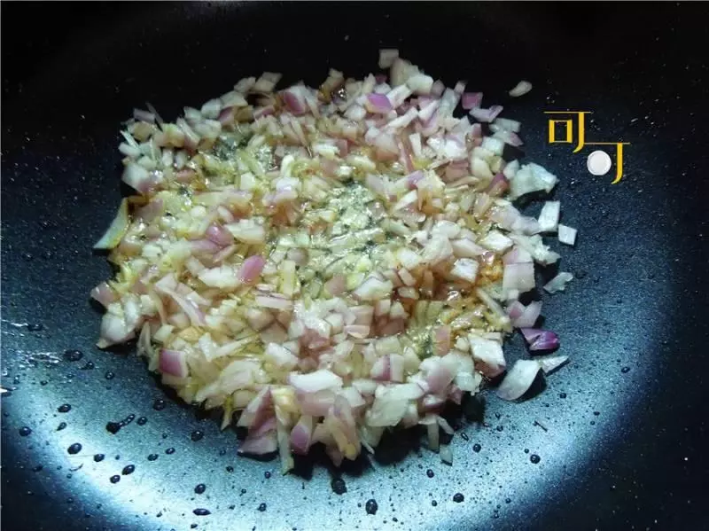 這大概是最好吃的雞腿做法,肉嫩多汁,酸甜可口,拌米飯太香