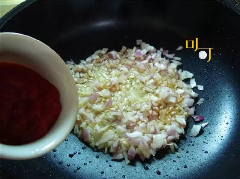 這大概是最好吃的雞腿做法,肉嫩多汁,酸甜可口,拌米飯太香