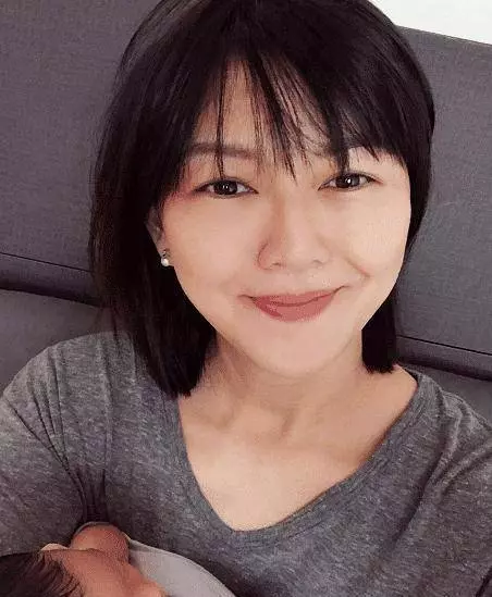 孫燕姿首曬6歲兒子與二胎女兒合照,皮膚黝黑遭網友喊話:太瘦了!