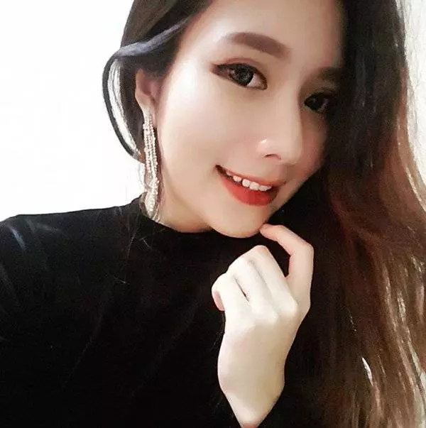 28歲美女車模K歌飆高音內傷 頭痛半身發麻,昏迷3天後不治