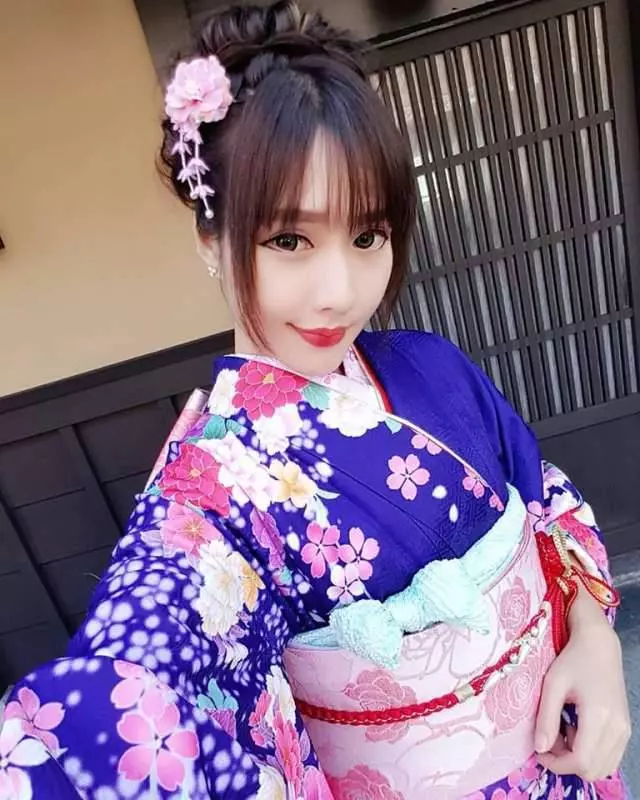 28歲美女車模K歌飆高音內傷 頭痛半身發麻,昏迷3天後不治