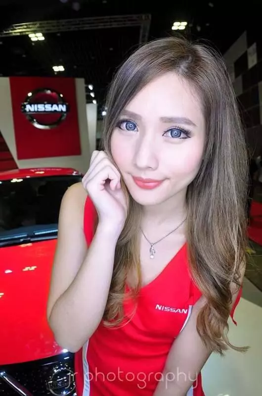 28歲美女車模K歌飆高音內傷 頭痛半身發麻,昏迷3天後不治