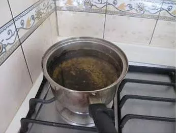 鍋子燒焦再也不用丟掉 ,五分鐘教你恢復原貌!