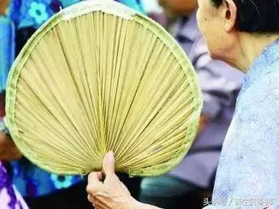 【健康資詢】7個信號說明腦血管堵塞,是腦血栓的前兆,早送醫,或許能救命!