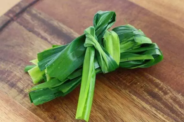 『班蘭葉這樣煮』可治肝炎、可降尿酸、治痛風和降肝火 !