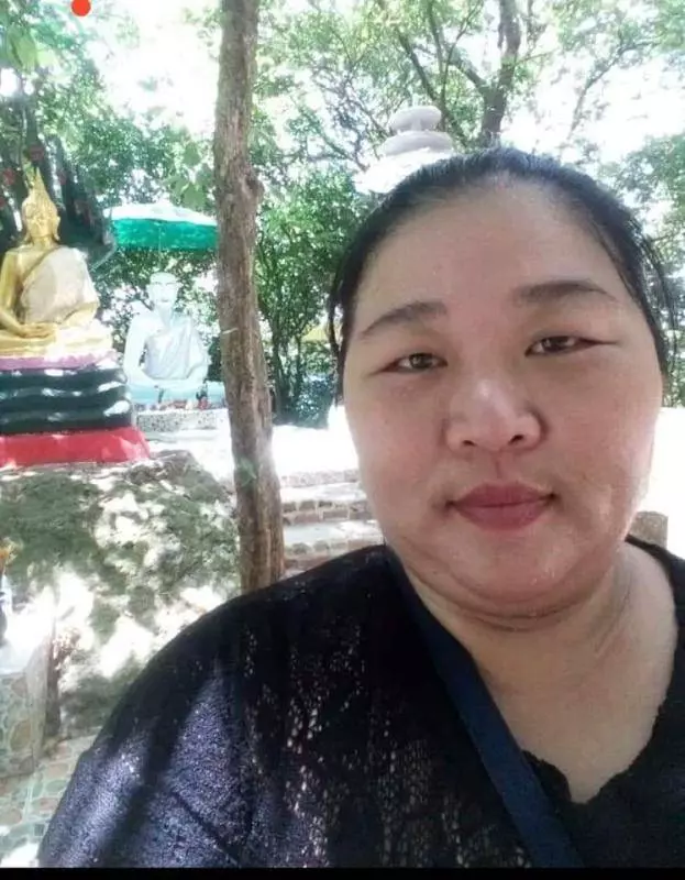 未滿月的寶寶竟然慘遭陪月保姆的毒手,大家來評評理!實在太過分了!