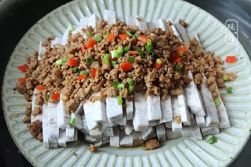 肉末蒸芋頭。營養不流失,粉香可口