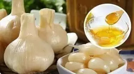 大蒜和它一起泡,養生功效翻倍,護肝、補腎、80歲不血栓,腎如30歲年輕~