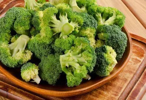皮膚乾燥、出現皺紋有救嗎?緊緻皮膚需要4種營養素,缺一不可