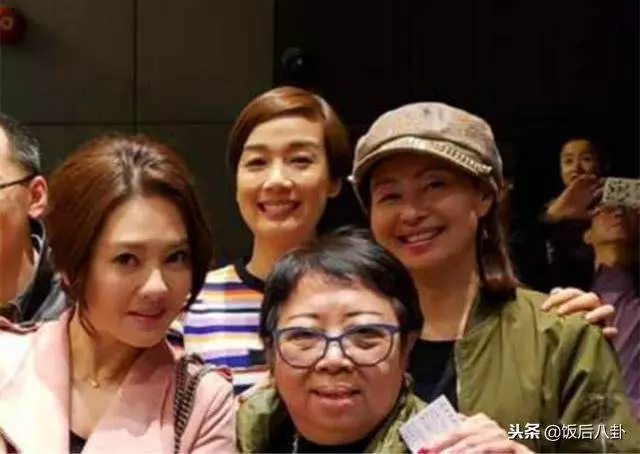 李麗珍與江美儀等TVB老戲骨驚喜同框,之前體重一路往上飆被形容成「肥師奶」,如今她的終於瘦回來了~