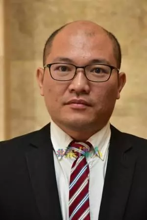 【馬勞越堤不安心】汽車摩托偷竊案頻生 馬勞想要有個安全的泊車場 !