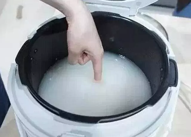 只要在蓋鍋前多加這一樣東西,飯就會好吃100倍!!這東西每個家庭都一定有…
