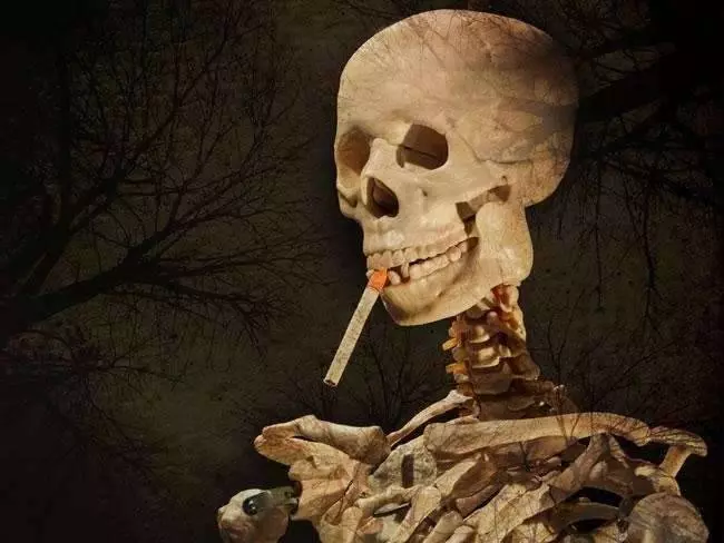 這是肺部「清道夫」,常抽菸的人每天喝一杯,清除肺部的垃圾毒素