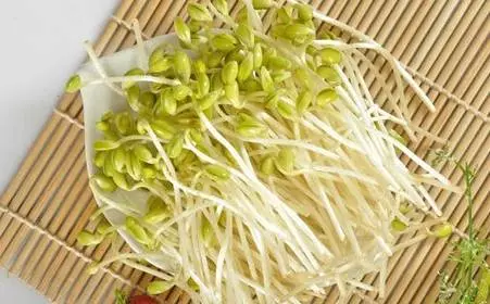 (真人真事)他35歲得了肝病只因吃了它們,現在好了!(一次轉發救人無數!)
