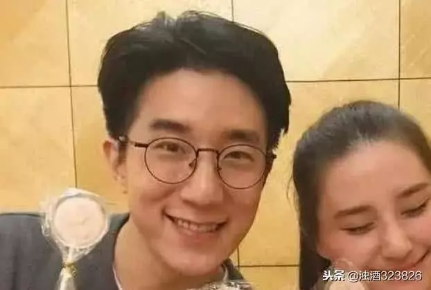 成龍將要和賭王何鴻燊聯婚?房祖名和賭王小女兒甜蜜約會!