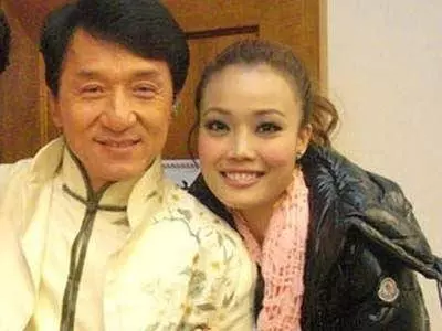 成龍與30多位女星傳過緋聞,真正交往過的女星有哪幾個?