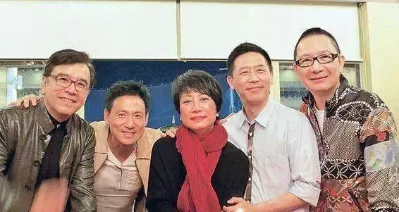 已逝大佬鄧光榮女兒出嫁,婚禮巨星雲集,他和張學友原來有這關系 !