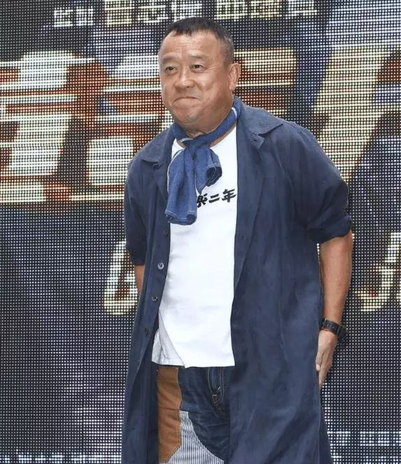 藍潔瑛死後風波再起,曾志偉終於首次公開露面!