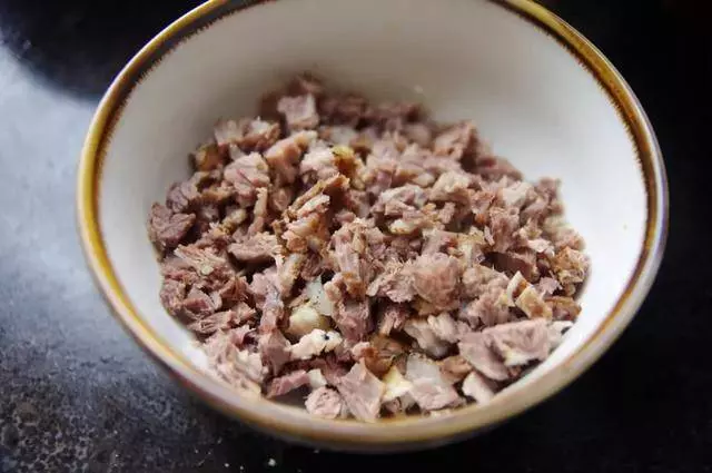 阿基師的經典廣式蘿蔔糕做法,蘿蔔做的比肉香,香甜軟糯很好吃,做法也簡單!