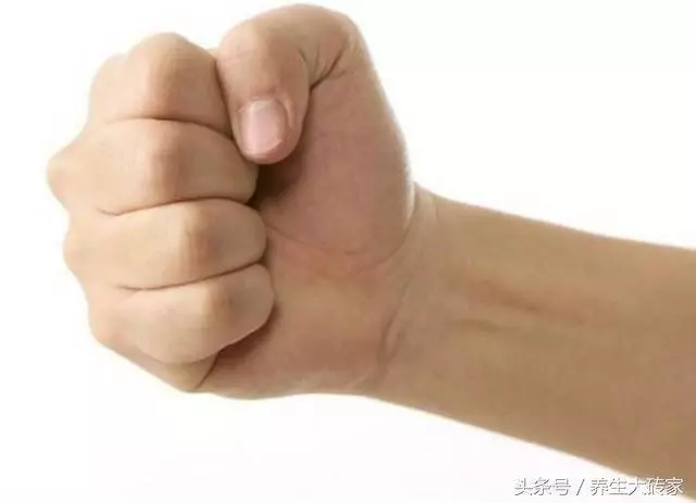 血管老人就老,血管乾淨人不老,簡單三招,通血管、排毒素、更健康!