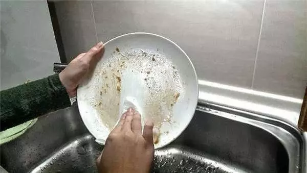 洗米水不只可以洗臉,還有這12種用途!倒掉就太可惜了!