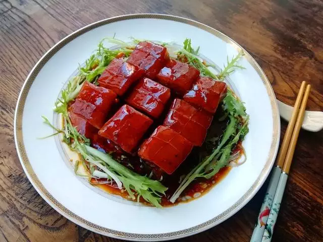 不要錯過五花肉的這6種做法,和餐館大廚做的一樣好吃!