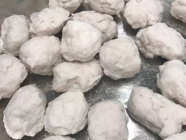 叔叔專做魚丸32年,教您做真正的魚丸,純魚肉製作不加粉,Q彈香嫩特別好吃!