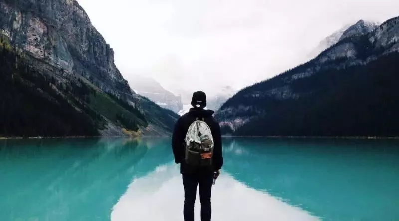 看透一件事,是一種成長,看透一個人,是一種放下~