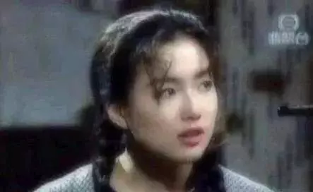 地位不輸王菲,經歷分手暴瘦,因抑鬱症消失3年,如今46歲活出了最美模樣!