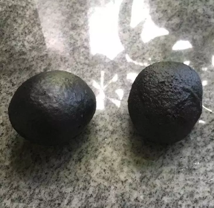 可惡想吃!26種「成功偽裝成食物」的不能吃物品,#5看到都要流口水了啦XDD