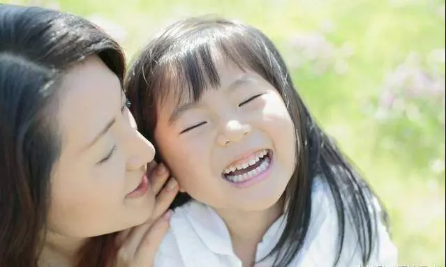 孩子長大了會疏遠的父母,大多都有這3個特徵,教育專家:還真不能怪孩子!