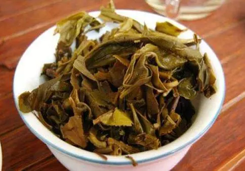茶葉渣千萬別倒掉,這4個妙用,每個人都用得上!簡單實用又省錢!