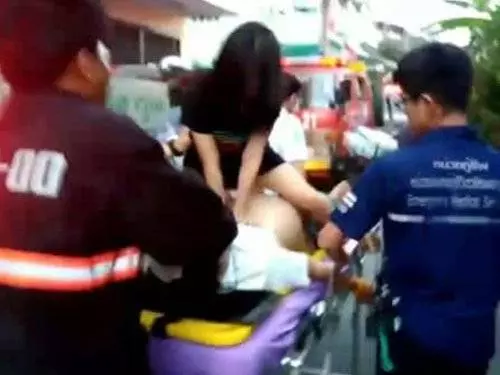 【視頻】泰國美女身著短裙救人,被一些網民批評:「姿態不雅!」!!