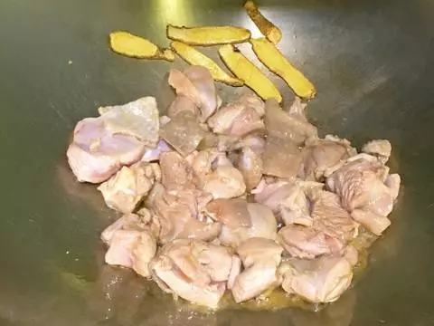 看一遍就能學會的麻油香菇雞飯,阿嬤用了50年的老方子,越吃越香!