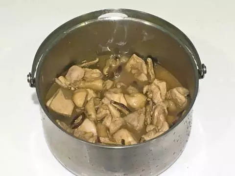 看一遍就能學會的麻油香菇雞飯,阿嬤用了50年的老方子,越吃越香!
