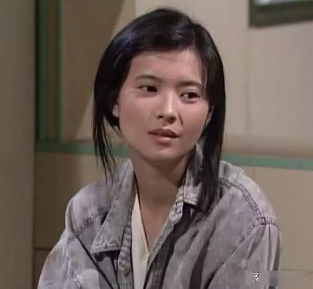 她的經歷比藍潔瑛還慘，如今發文悼念藍潔瑛，4字顯心酸！