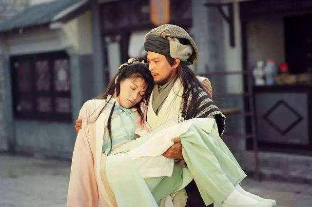 她的經歷比藍潔瑛還慘，如今發文悼念藍潔瑛，4字顯心酸！