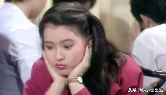 藍潔瑛老照片:童年和父親拍照很壓抑,中學時穿校服清純可愛!