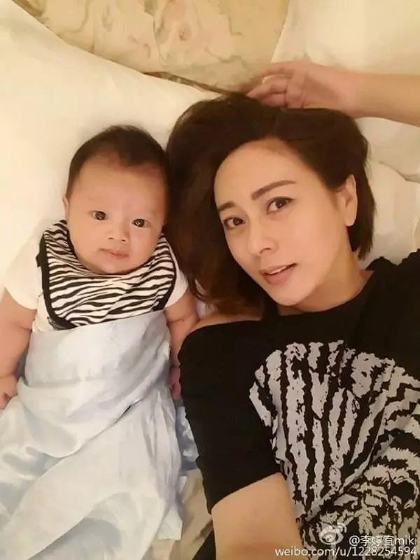 她當年拒演小燕子成就趙薇,如今已拍戲二十年,觀眾卻不知她是誰!