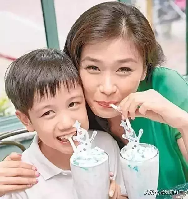 她是TVB「最美蜘蛛精」曾遭男友痛毆,今15歲養子做手術成冷凍人
