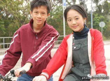 她曾演《溏心風暴》少年鍾嘉欣，沒想到10年後如今變「美女主播」！顏值堪比港姐
