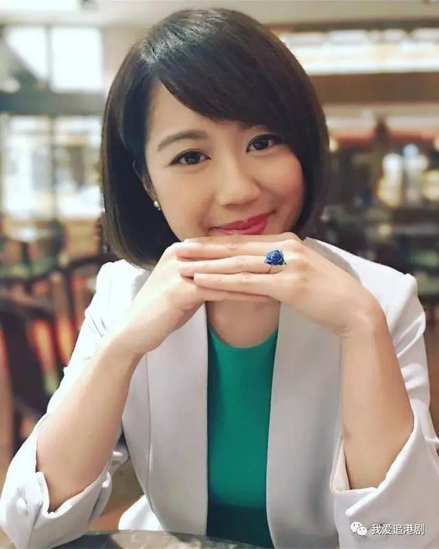 她曾演《溏心風暴》少年鍾嘉欣，沒想到10年後如今變「美女主播」！顏值堪比港姐