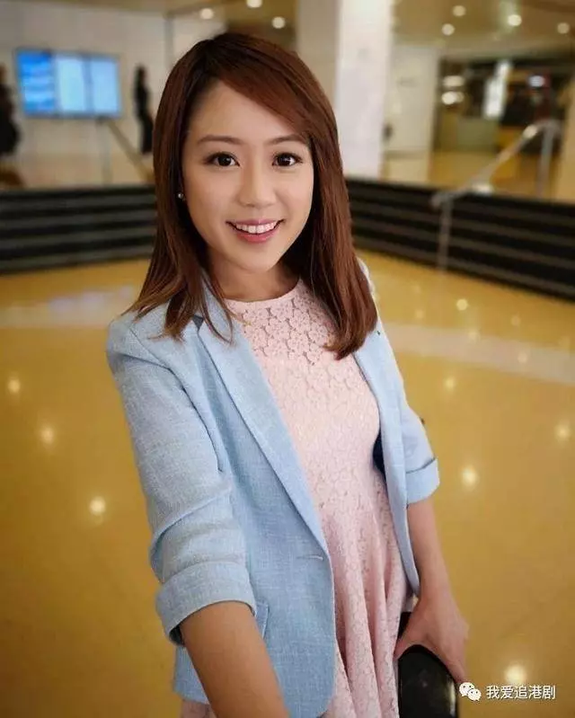 她曾演《溏心風暴》少年鍾嘉欣，沒想到10年後如今變「美女主播」！顏值堪比港姐