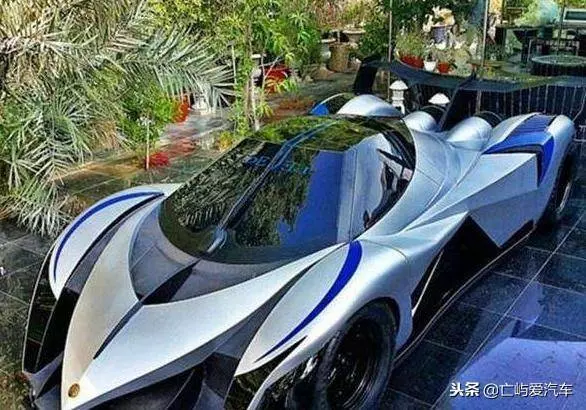 全球僅一輛,一腳油門5000匹,成龍拍戲都借這輛,車主比思聰任性