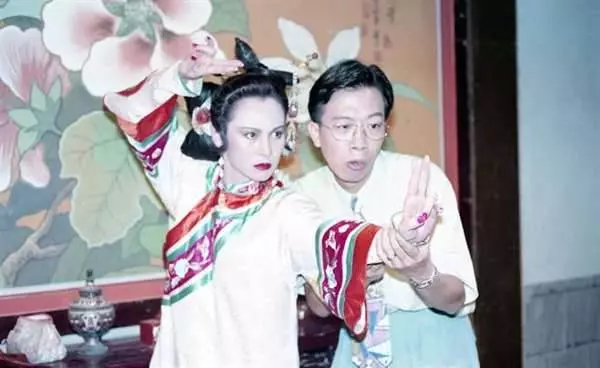 《連環泡》曹啟泰當年「閃婚大10歲女星」被酸姊弟戀始祖!31年過去婚姻近況曝光:嫁對人了 !