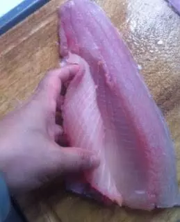 鮮味十足,毫無腥味,QQ彈彈的手工魚丸,非常好吃!!
