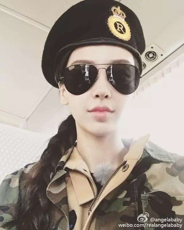 6位女星制服造型,熱巴霸氣十足,baby美膩,鄭爽讓人看呆了!
