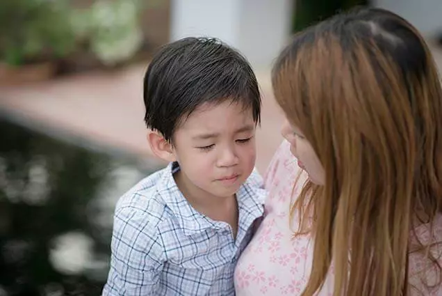 別怕小孩鬧脾氣! 孩子想要就給他的教養,是害他不是愛他