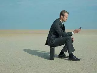 不要在你賺錢的地方玩手機,請看10遍以上!