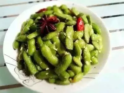 女人必吃的「蔬菜三寶」,補血養顏抗衰老!